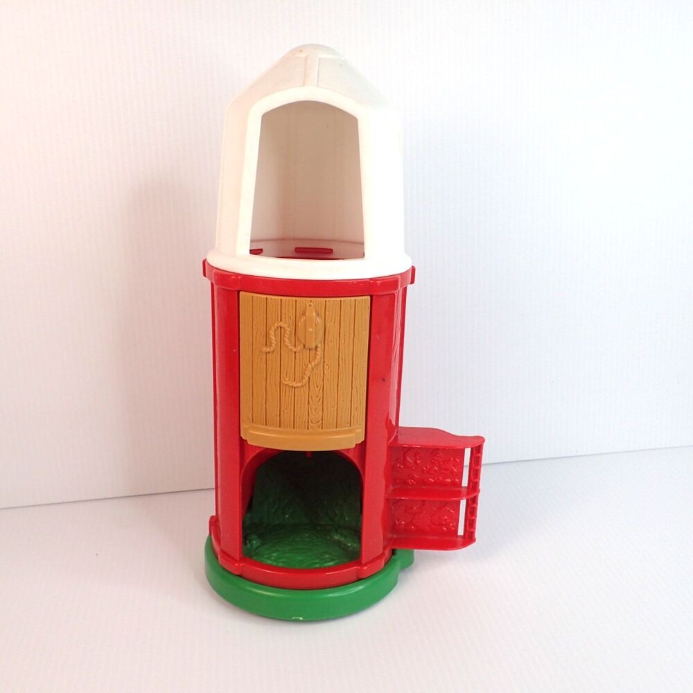 Fisher-Price Little People 2005 Animal Sounds Barn 2005 REPLACEMENT Silo Only